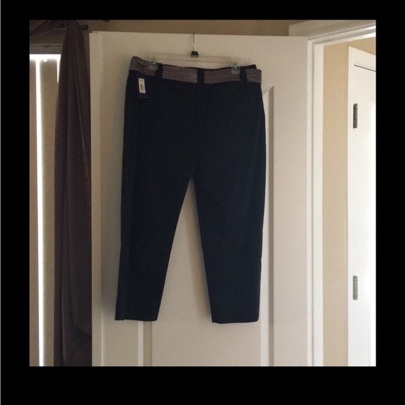 NWT Women’s Capris - Picture 14 of 16